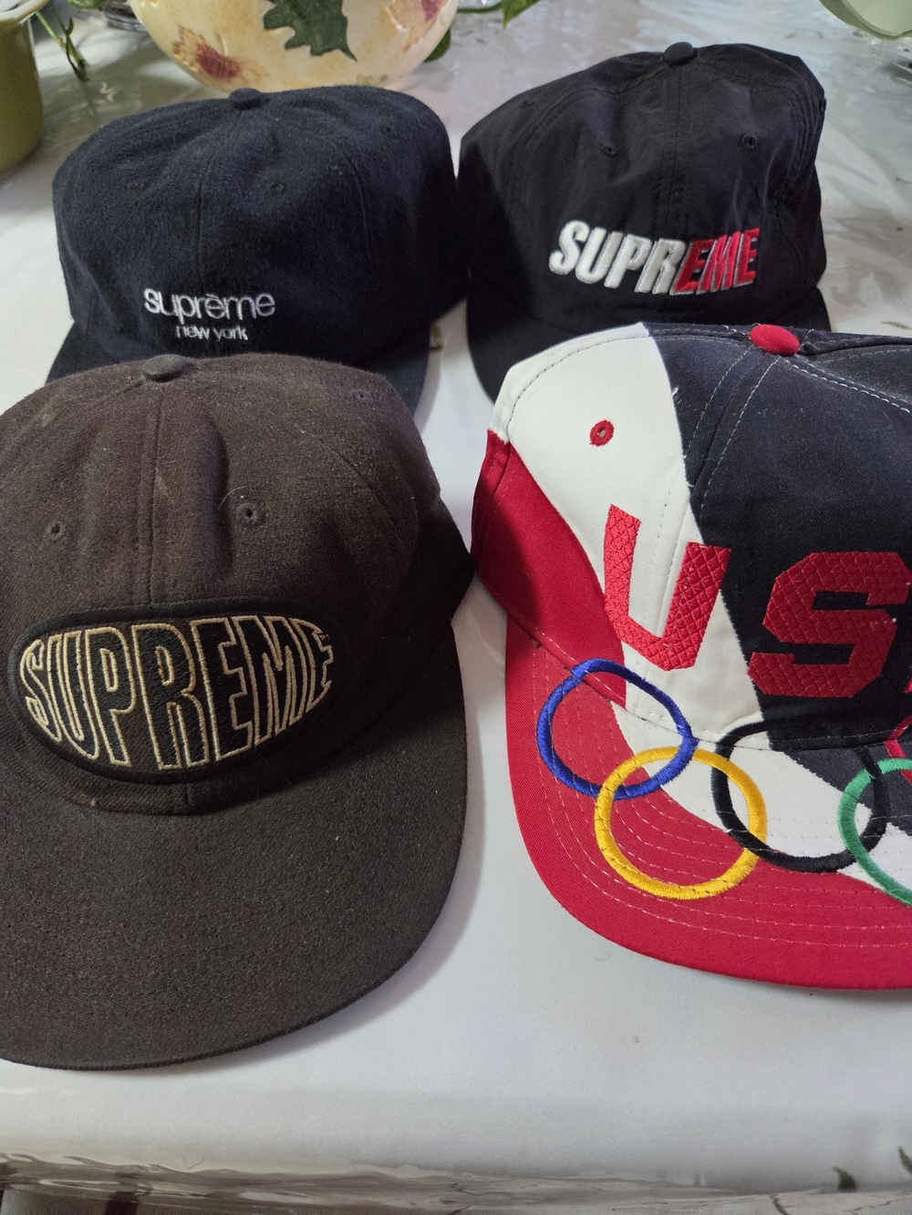 Supreme Men’s Black & Multicolor Logo Baseball Caps - Vintage Pack